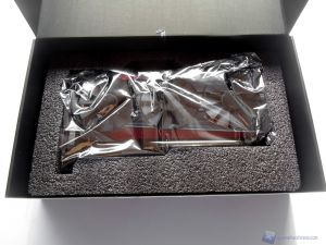 ASUS GTX_980_Ti_Strix_12