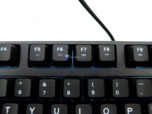 SteelSeries-Apex-M500-11